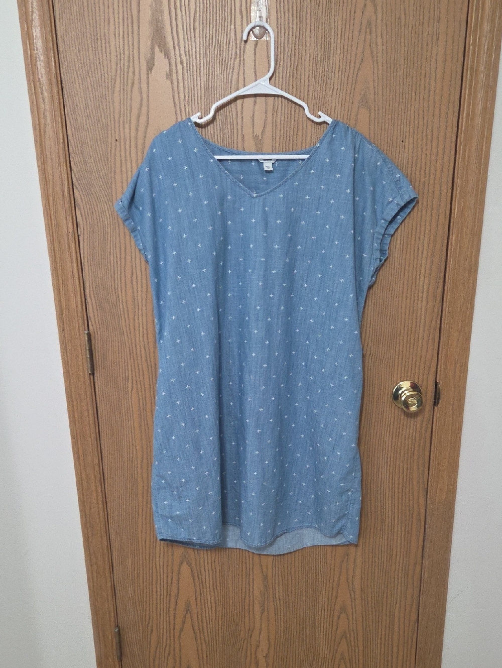 Sonoma Light Blue V-Neck Tunic Dress with White Dot Print